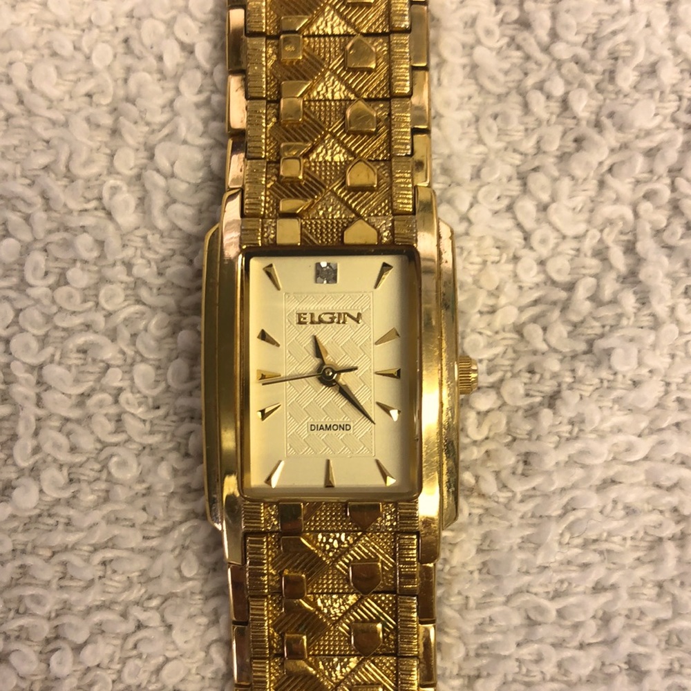 Ladies Elgin Diamond wrist watch gold tone